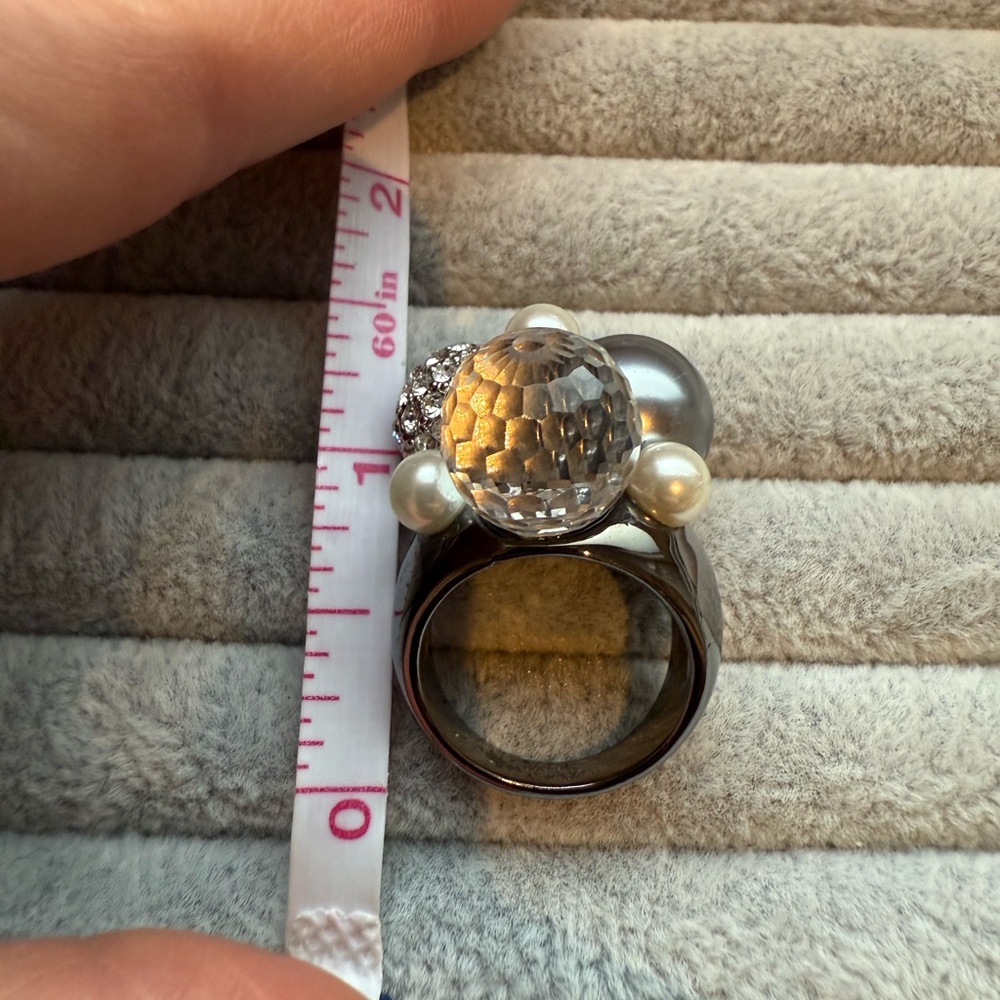 Kenneth Lane Grey crystal pearl bubble cluster Cocktail ring size 8/9 - Picture 13 of 14